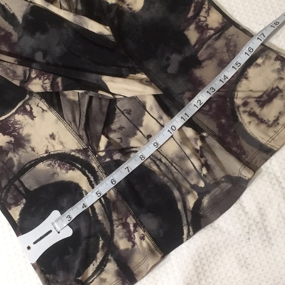 KAMIKO - CrossOver Neck Blouse - Picture 5 of 8